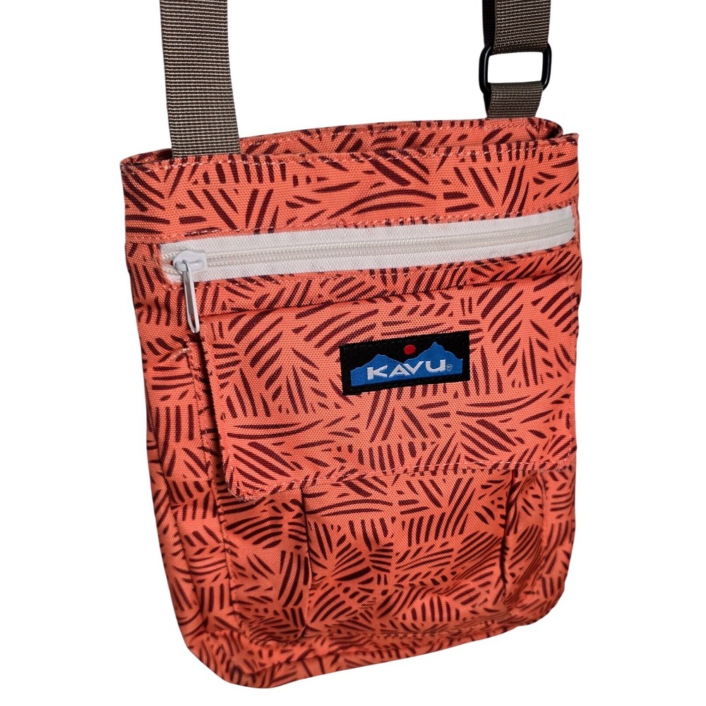 KAVU Keeper Crossbody Bag Coral Pink Geometric Leaf Print Adjustable Strap